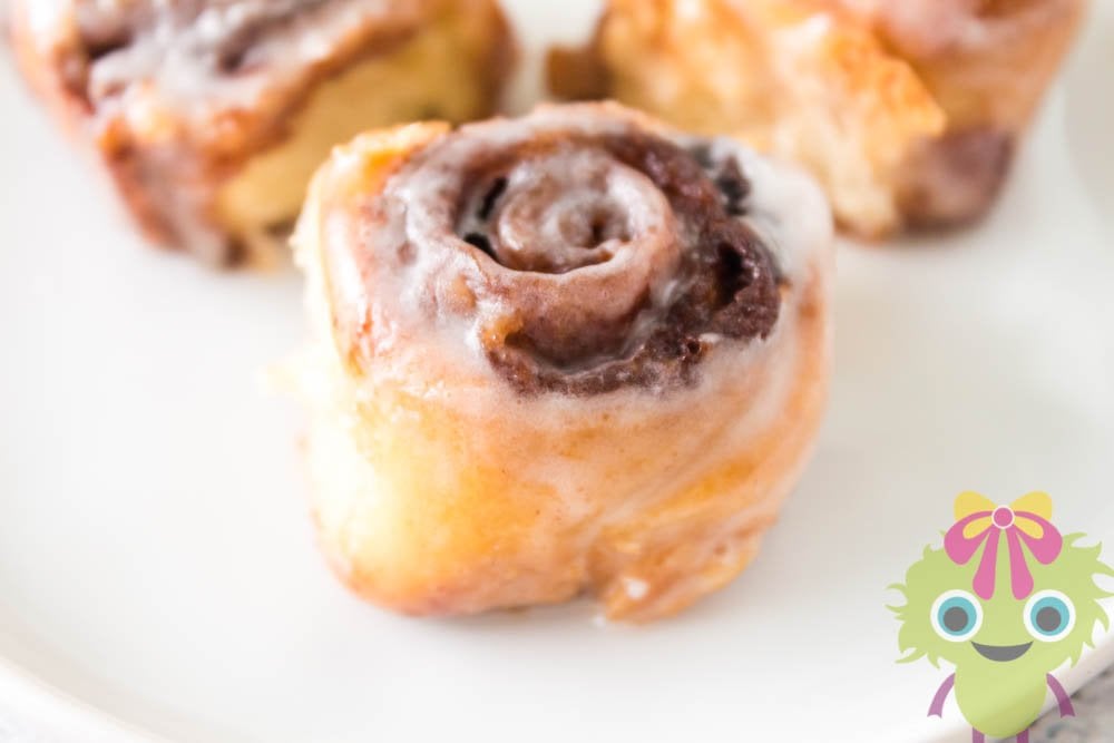 Mini Cinnamon Rolls Using Crescent Rolls