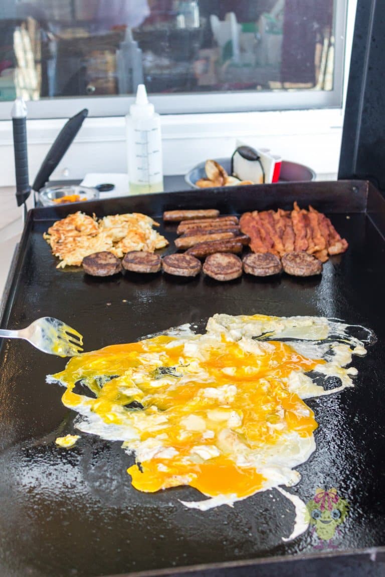 Scrambled Eggs on the Blackstone The Kitchen Bucket List